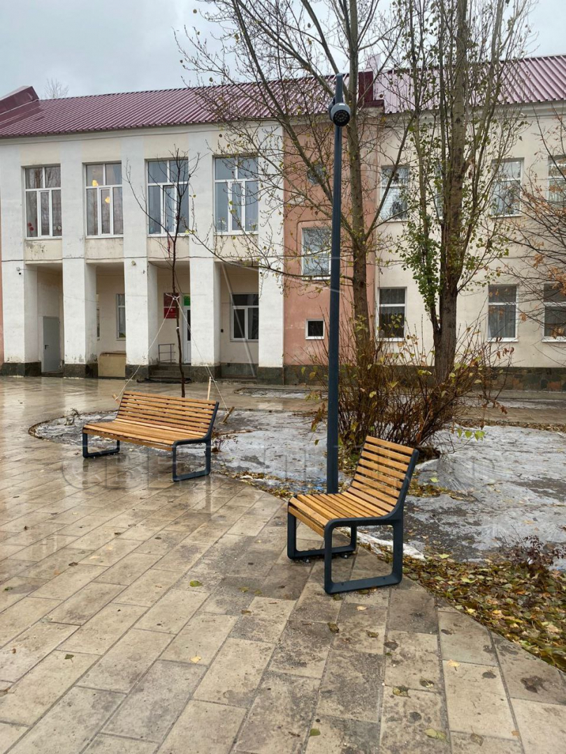 Установка элементов благоустройства на Привокзальной площади г. Медногорск